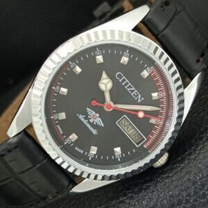 Vintage 1972 Citizen Automatic Mens Silver Watch W/daydate & Red accents